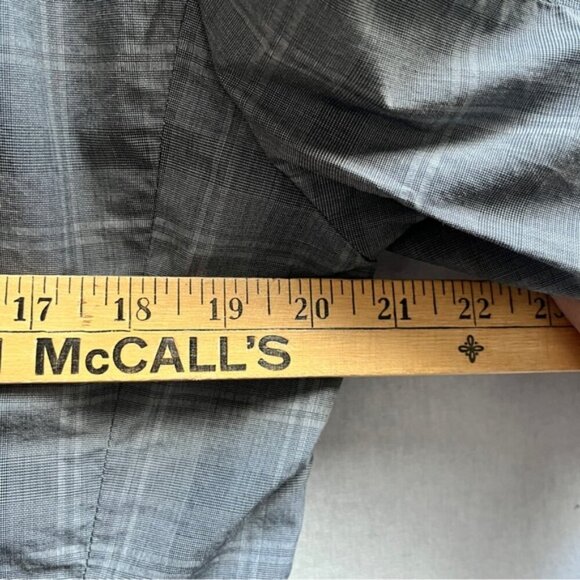 Hugo Boss Miltoz lightweight cotton checker plaid blazer Sz 38R - Picture 9 of 11